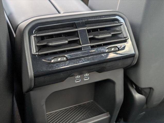 Used 2026 BMW 530i w/ Premium Package image 19