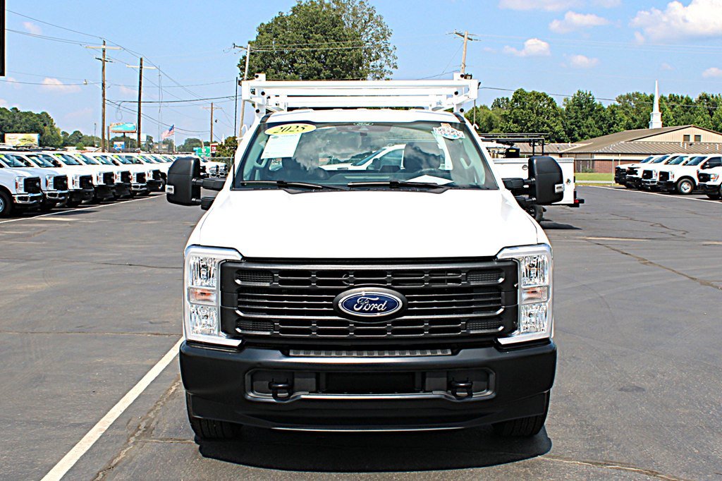 Used 2025 Ford F350 XL w/ XL Driver Assist Package RWD image 12