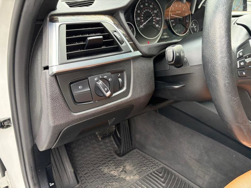 Used 2016 BMW 340i Sedan image 23