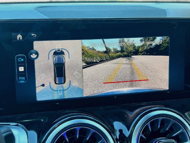 New 2026 Mercedes-Benz GLB 250 4MATIC image 12