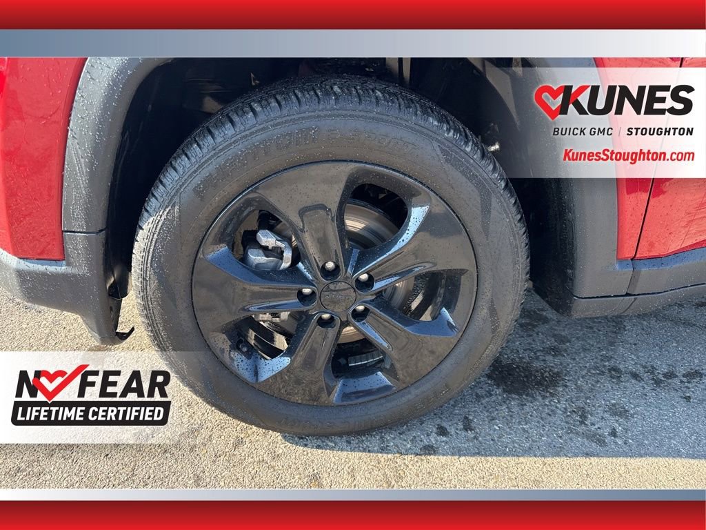 Used 2021 Jeep Compass Latitude FWD image 16