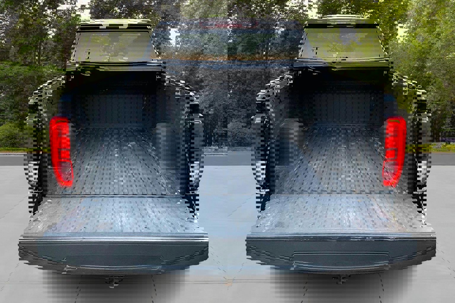 Used 2020 GMC Sierra 1500 Elevation w/ Elevation Value Package image 7