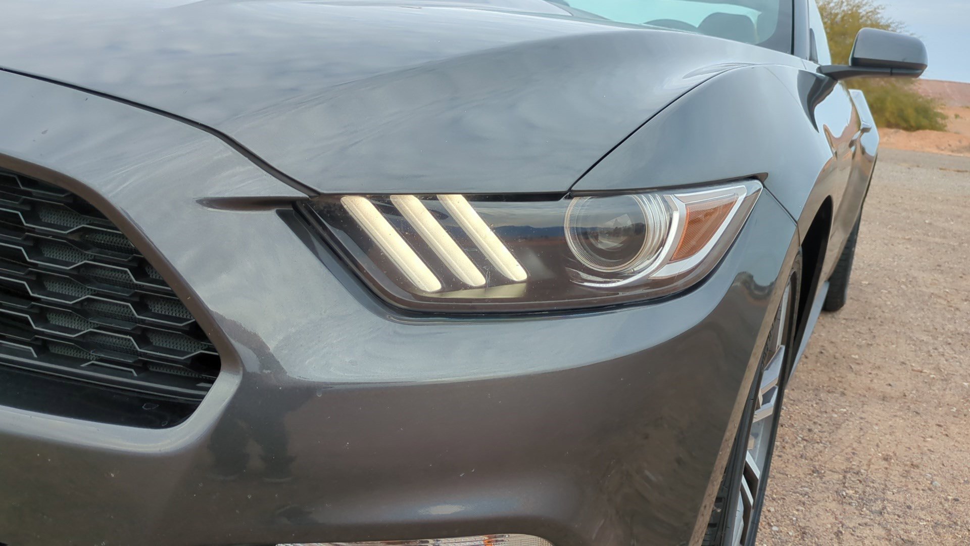Used 2017 Ford Mustang Coupe image 9