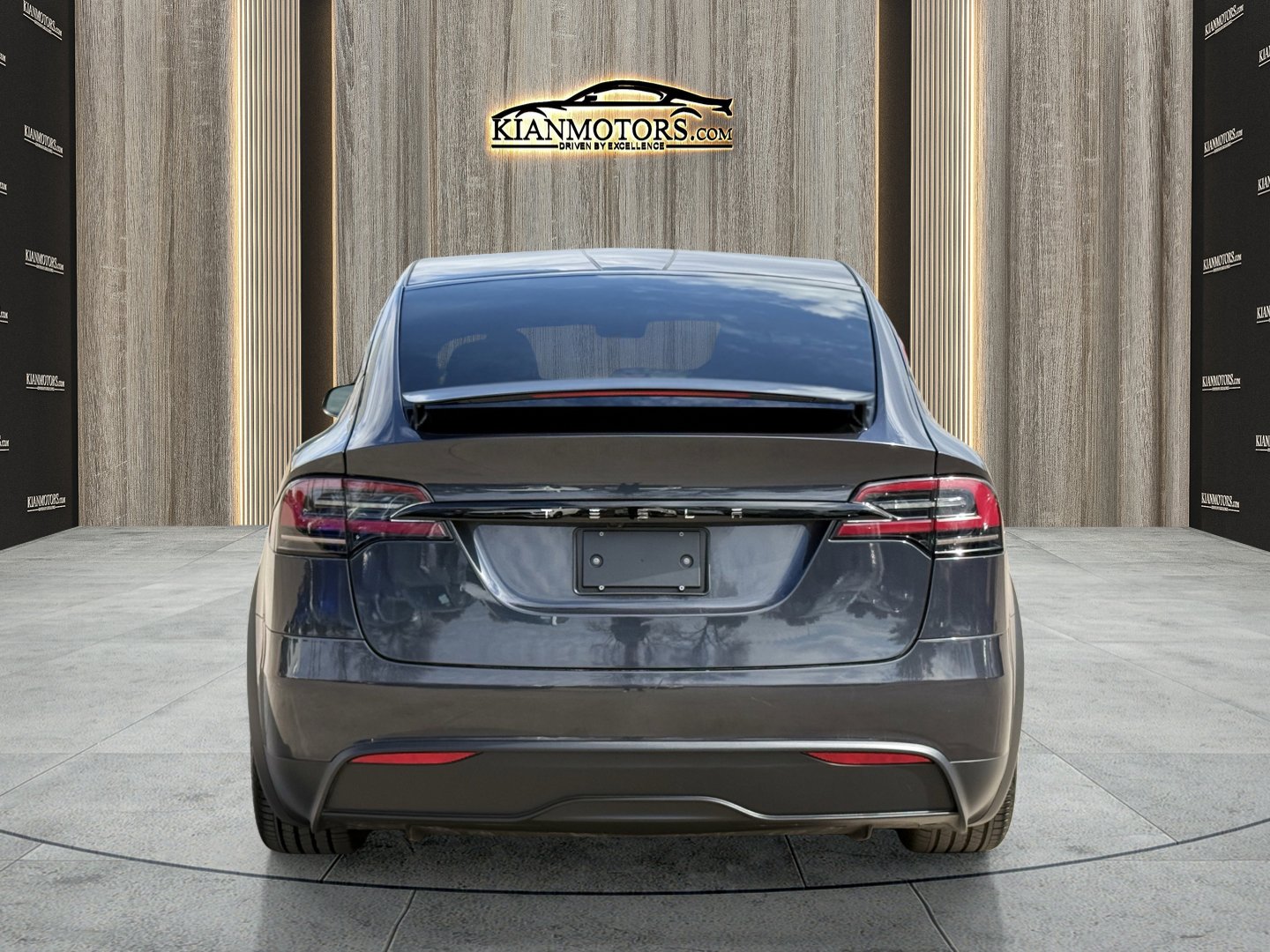 Used 2024 Tesla Model X Long Range image 12