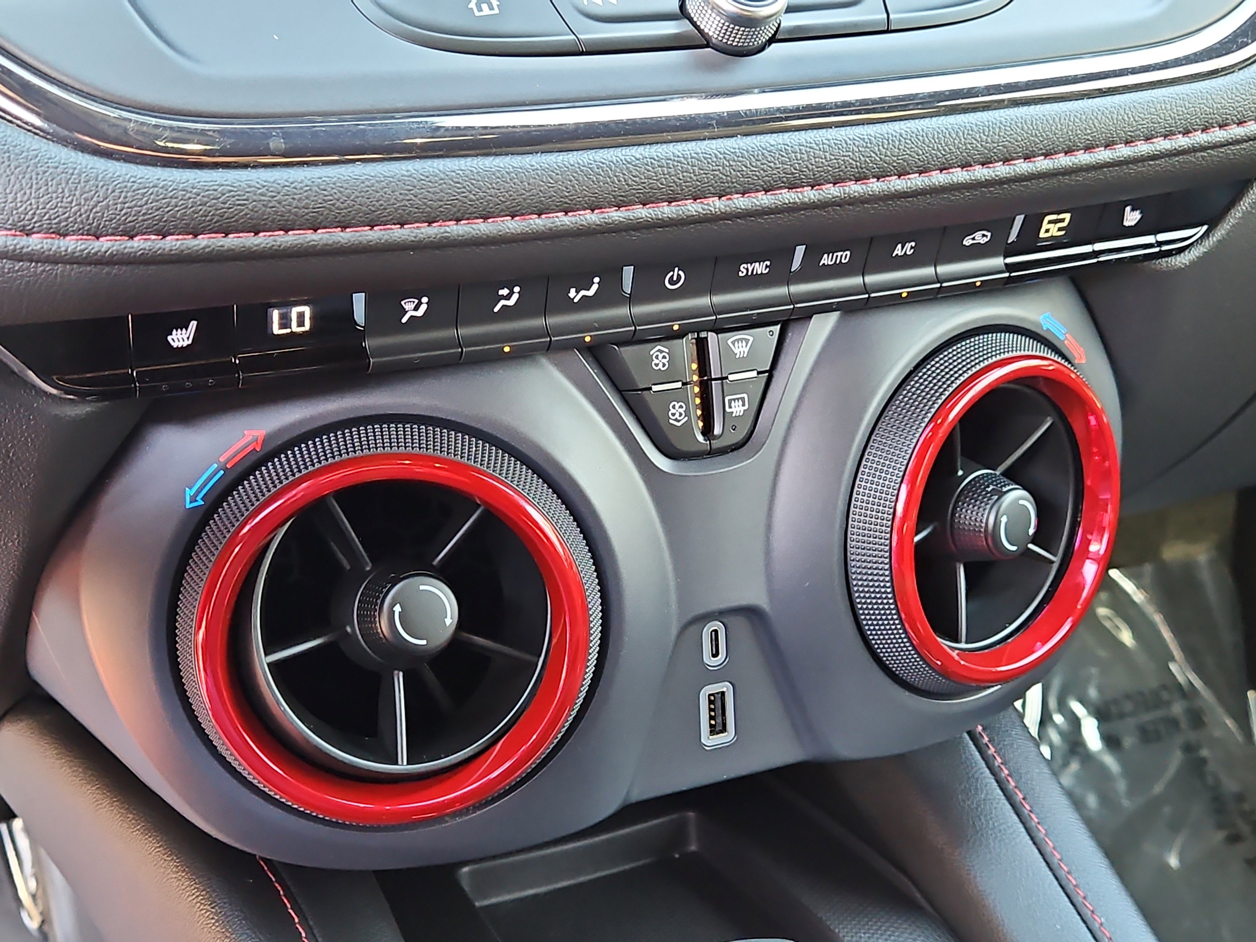 Used 2025 Chevrolet Blazer RS image 25