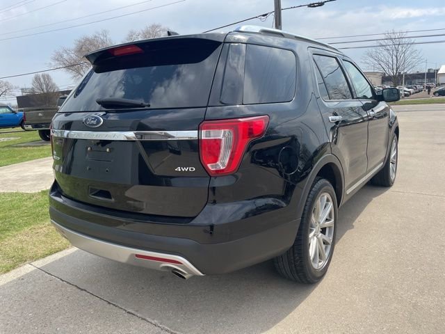 Used 2017 Ford Explorer Limited image 14