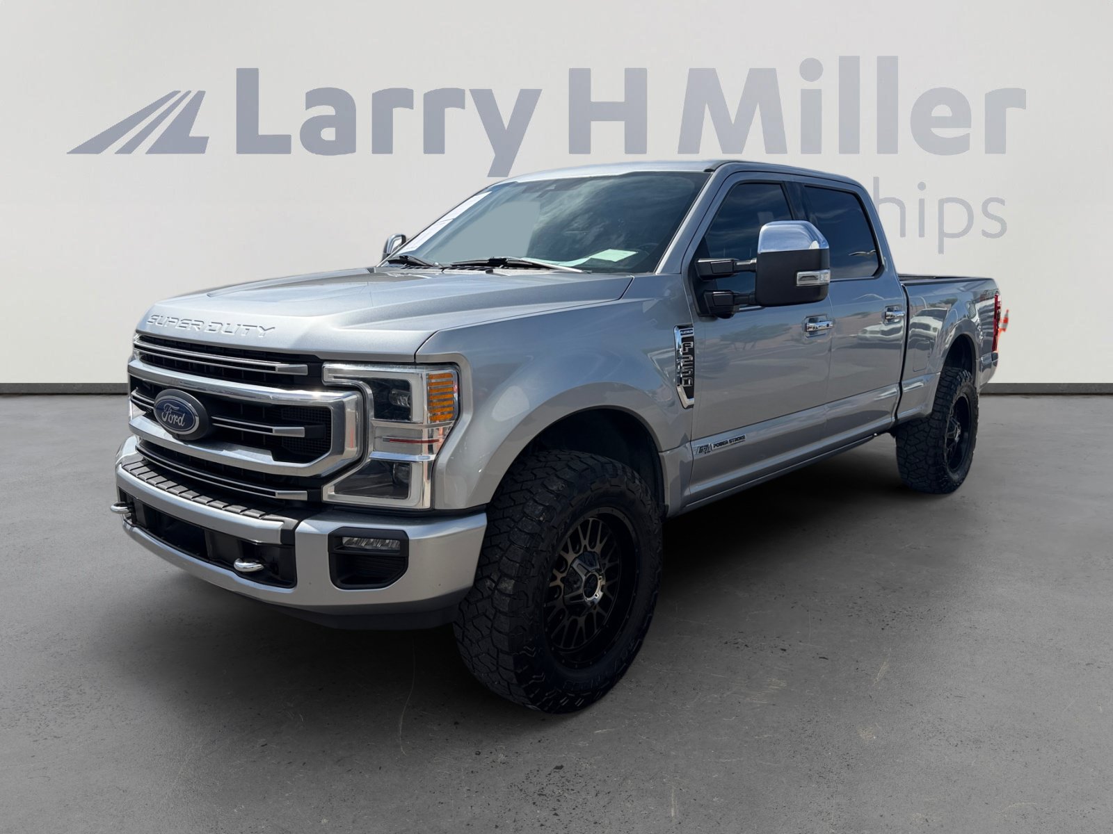 Used 2020 Ford F250 Platinum w/ FX4 Off-Road Package AWD/4WD video 1