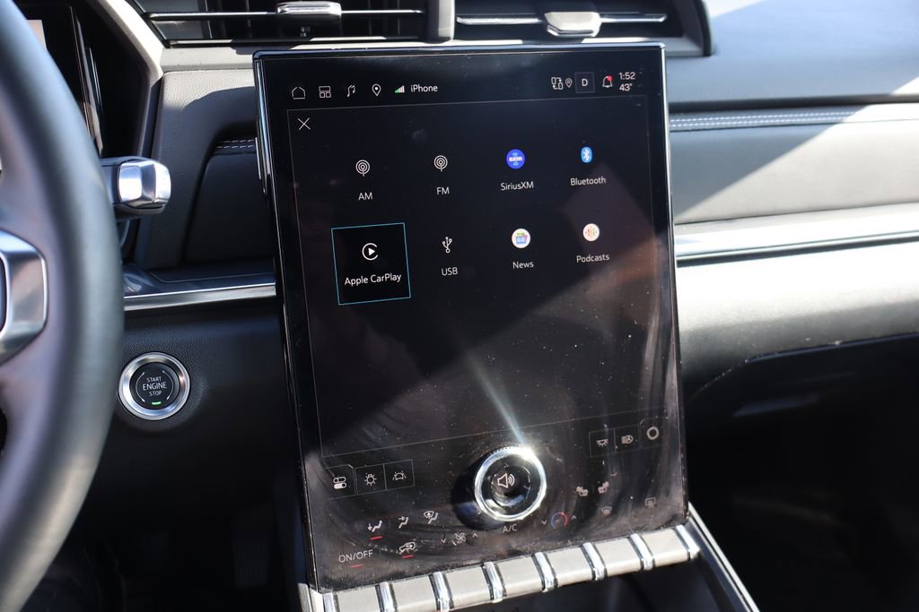 Used 2025 GMC Terrain Elevation image 21