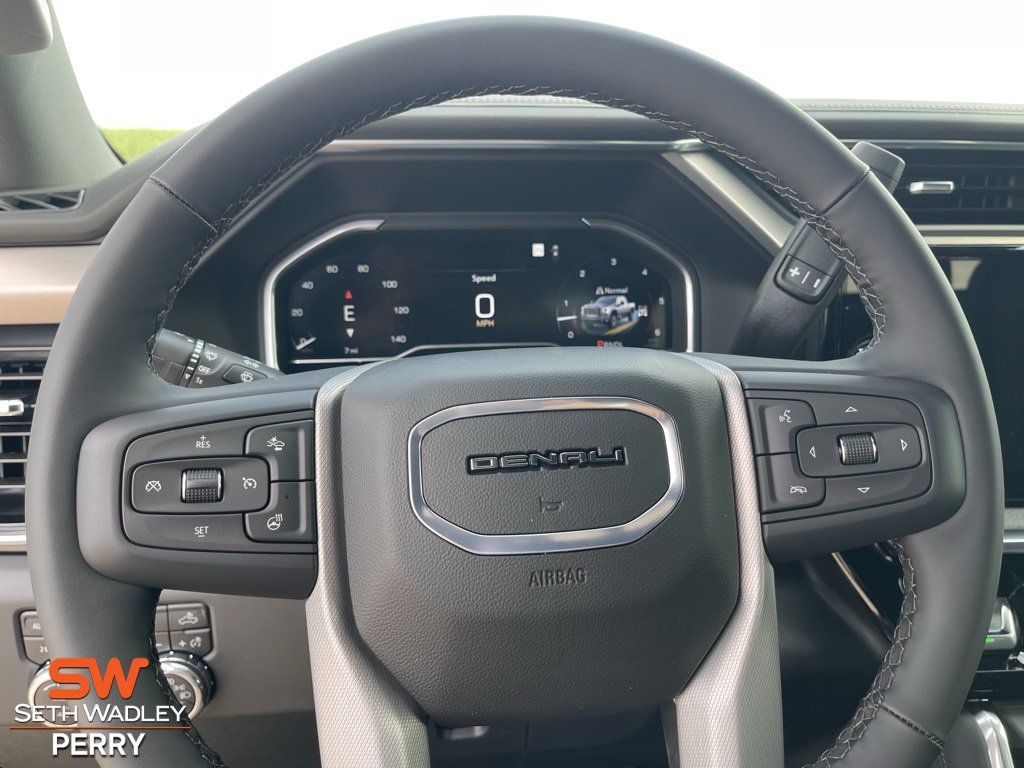 New 2025 GMC Sierra 2500 Denali w/ Denali Reserve Package image 15