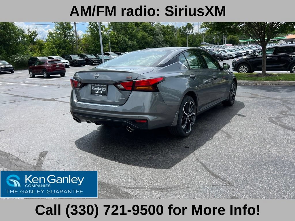 Used 2023 Nissan Altima 2.5 SR AWD/4WD image 8
