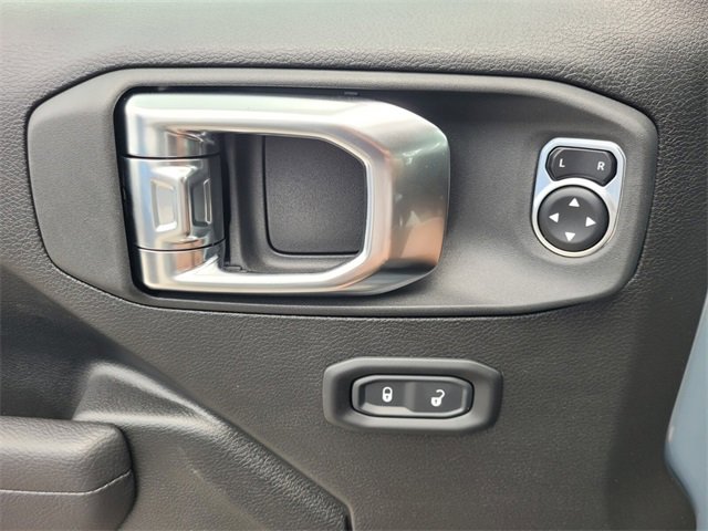 New 2025 Jeep Gladiator Sport image 20