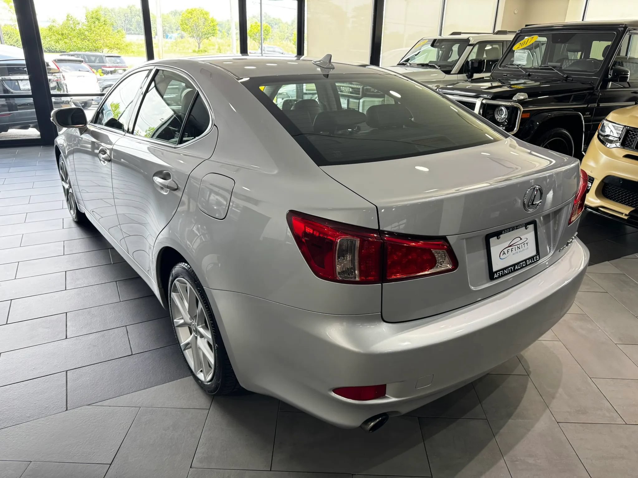 Used 2012 Lexus IS 250 AWD w/ Premium Pkg Value Edition image 3