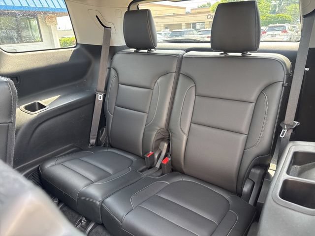 Used 2019 GMC Acadia SLT w/ LPO, Black Accent Package AWD/4WD image 12