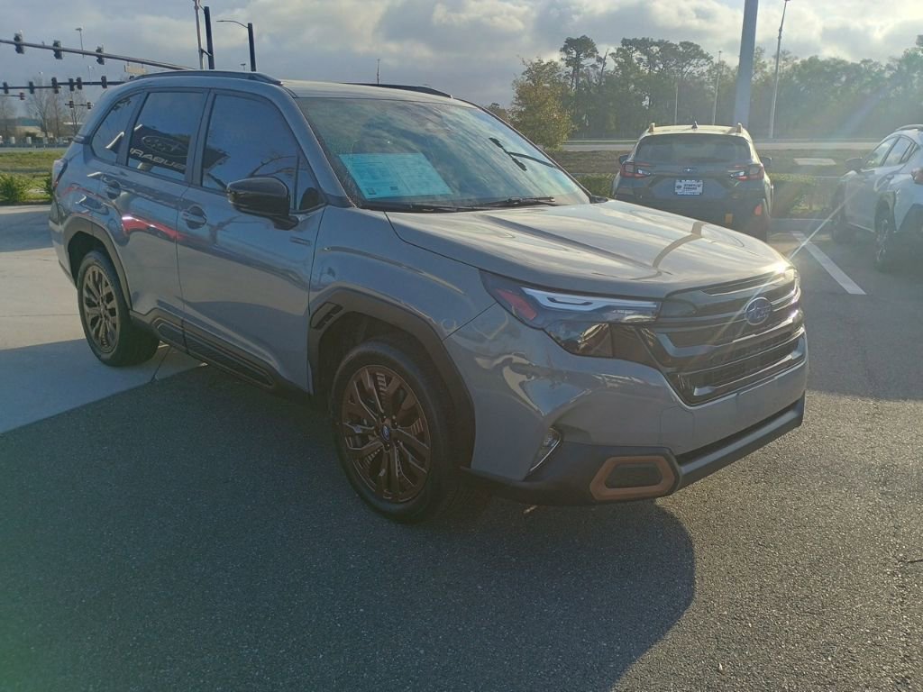 Used 2025 Subaru Forester Sport image 3