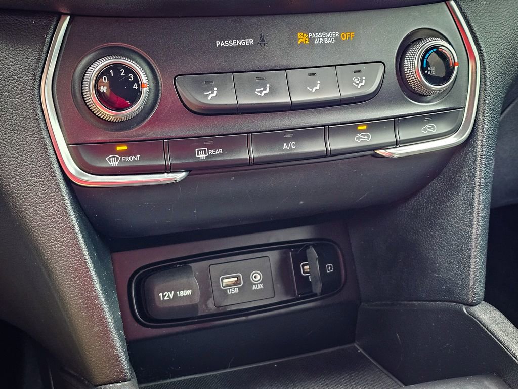 Used 2019 Hyundai Santa Fe SE image 23