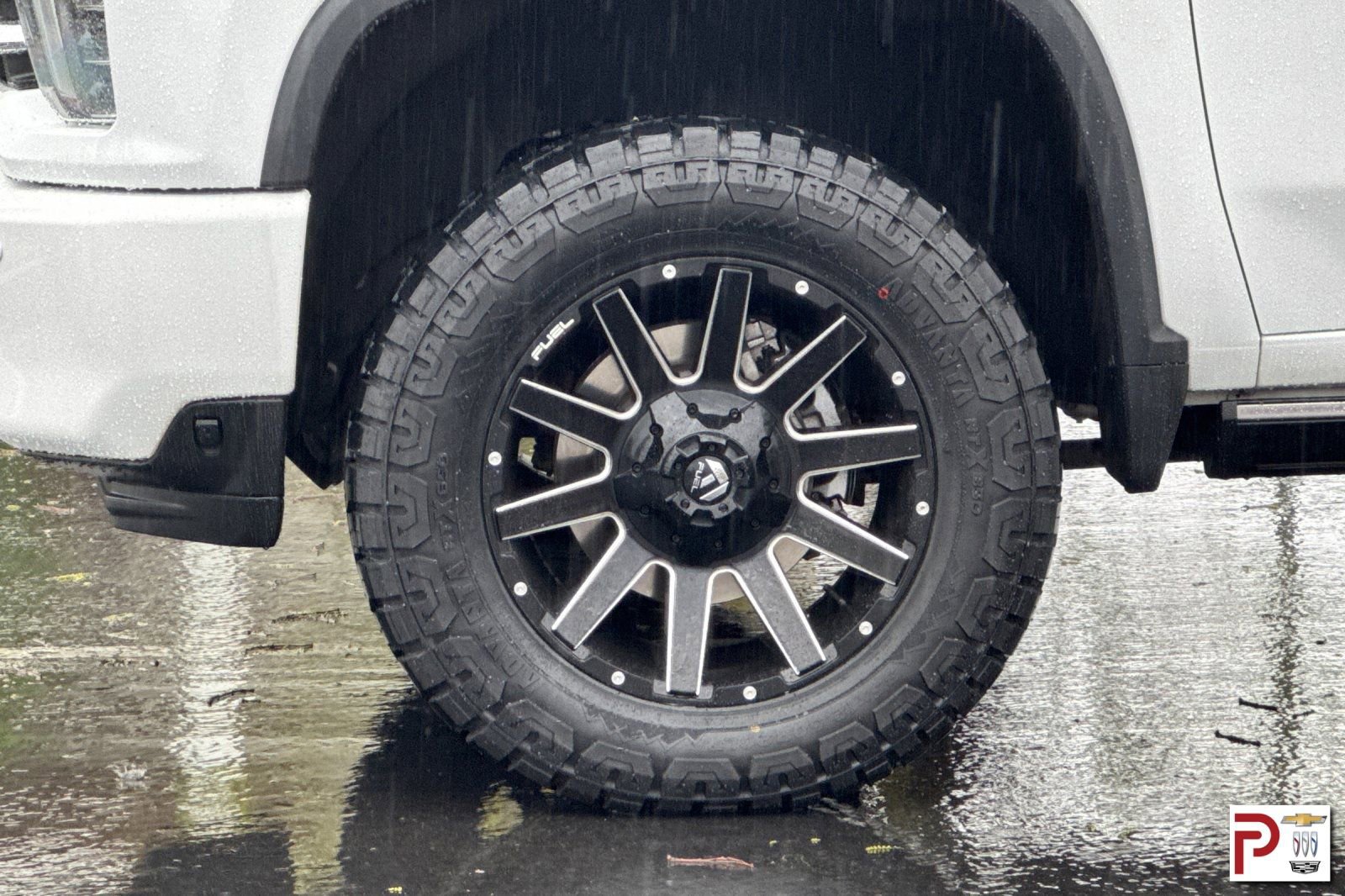 Used 2021 Chevrolet Silverado 3500 High Country AWD/4WD image 34