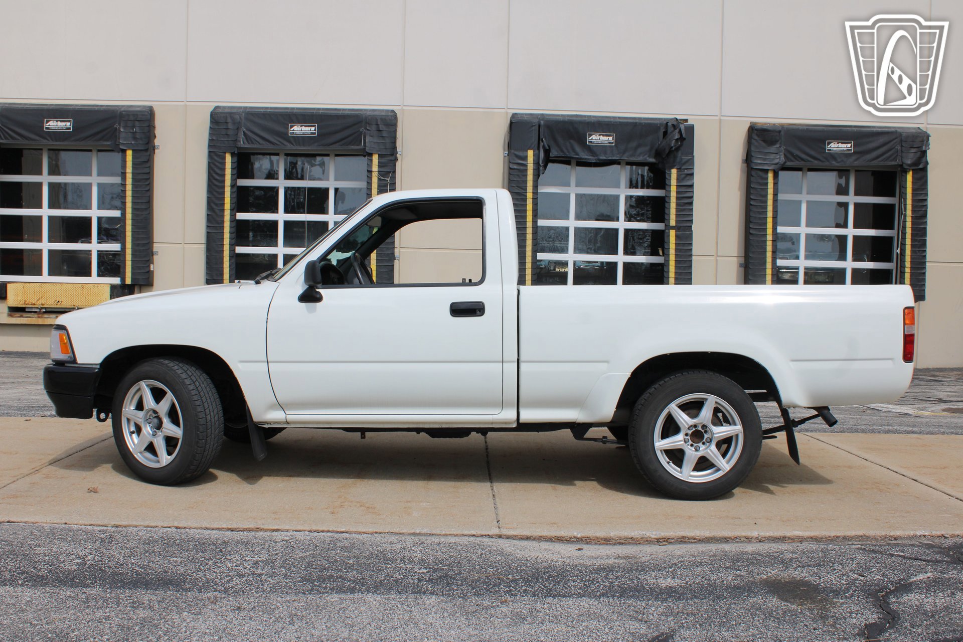 Used 1993 Toyota Pickup 2WD Regular Cab image 5