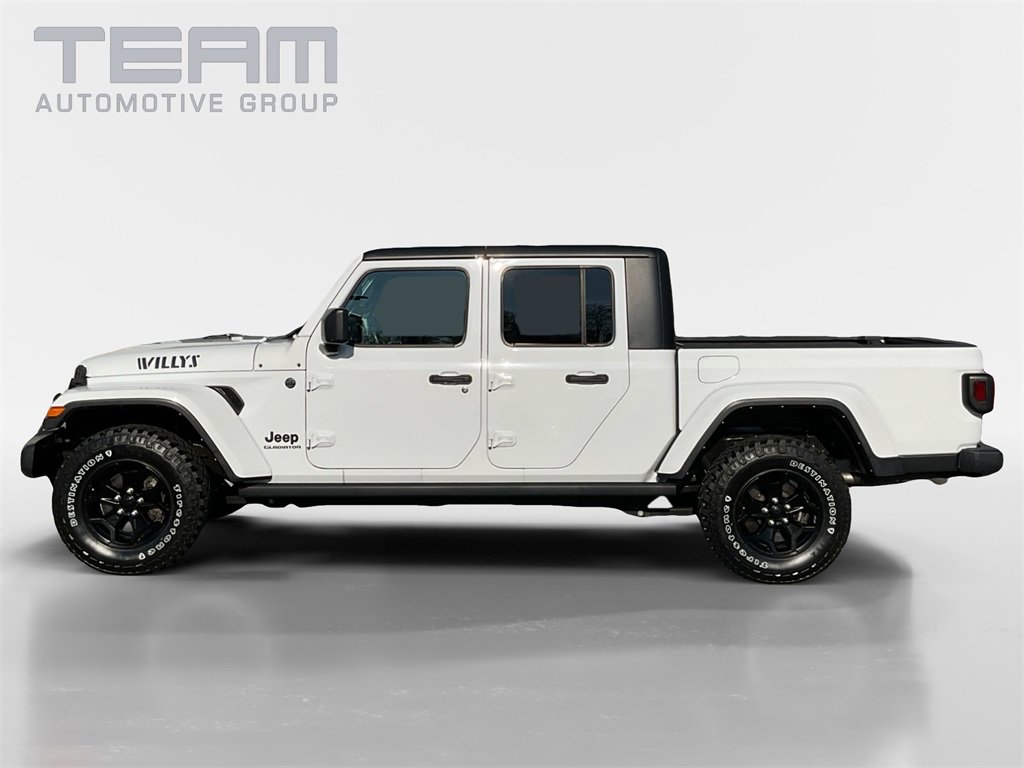 Used 2022 Jeep Gladiator Willys image 4
