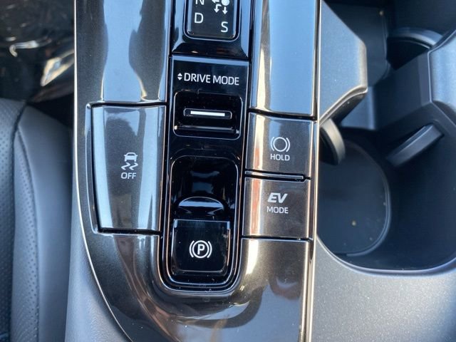 New 2025 Toyota Crown Signia AWD/4WD image 43