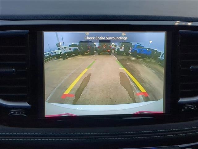 New 2026 Chrysler Pacifica Select w/ S Appearance Package FWD image 13