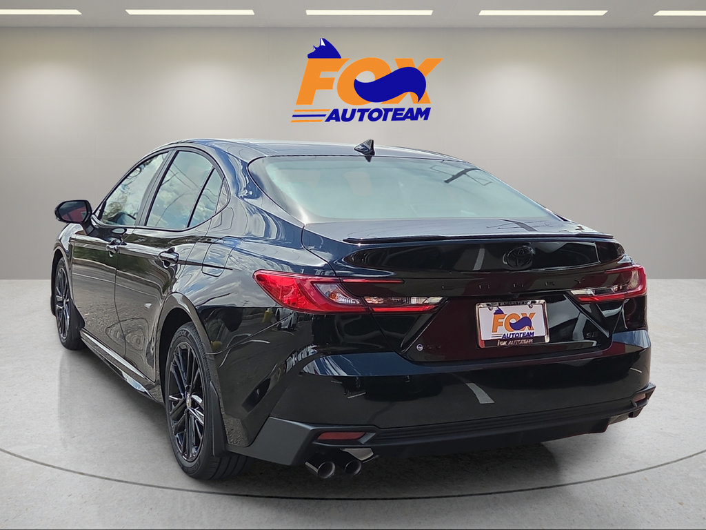 New 2026 Toyota Camry SE w/ Convenience Package FWD image 3