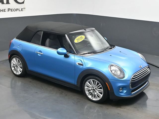 Used 2016 MINI Cooper Convertible FWD image 36