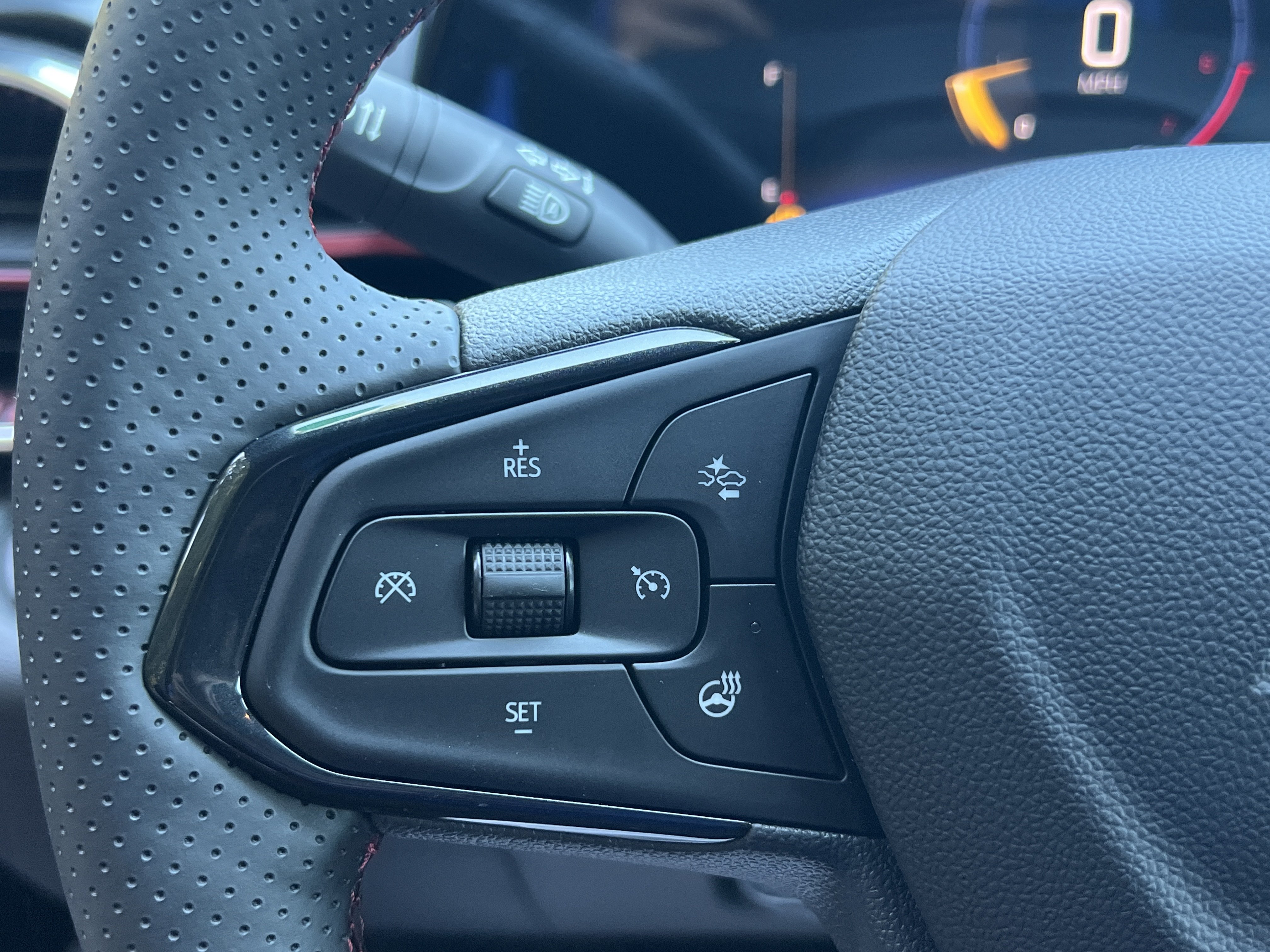 New 2026 Chevrolet Trax RS FWD image 20