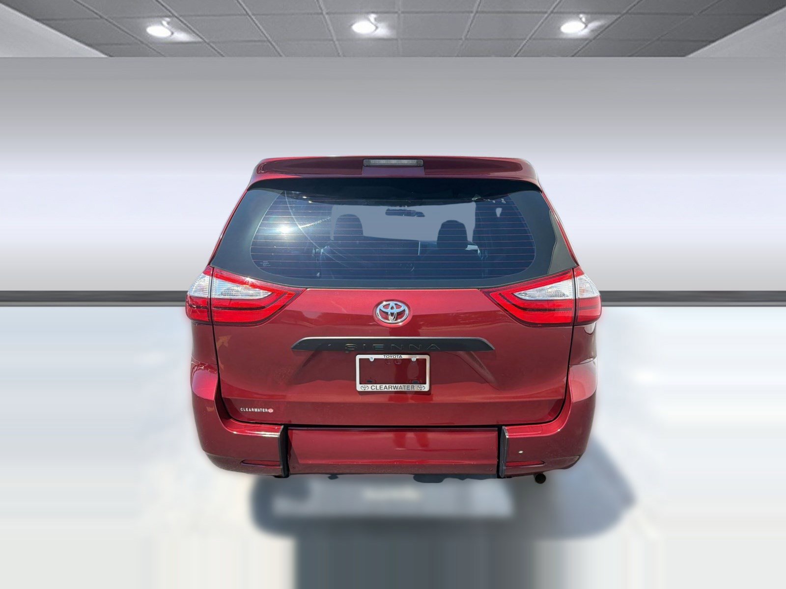 Used 2017 Toyota Sienna L FWD image 10