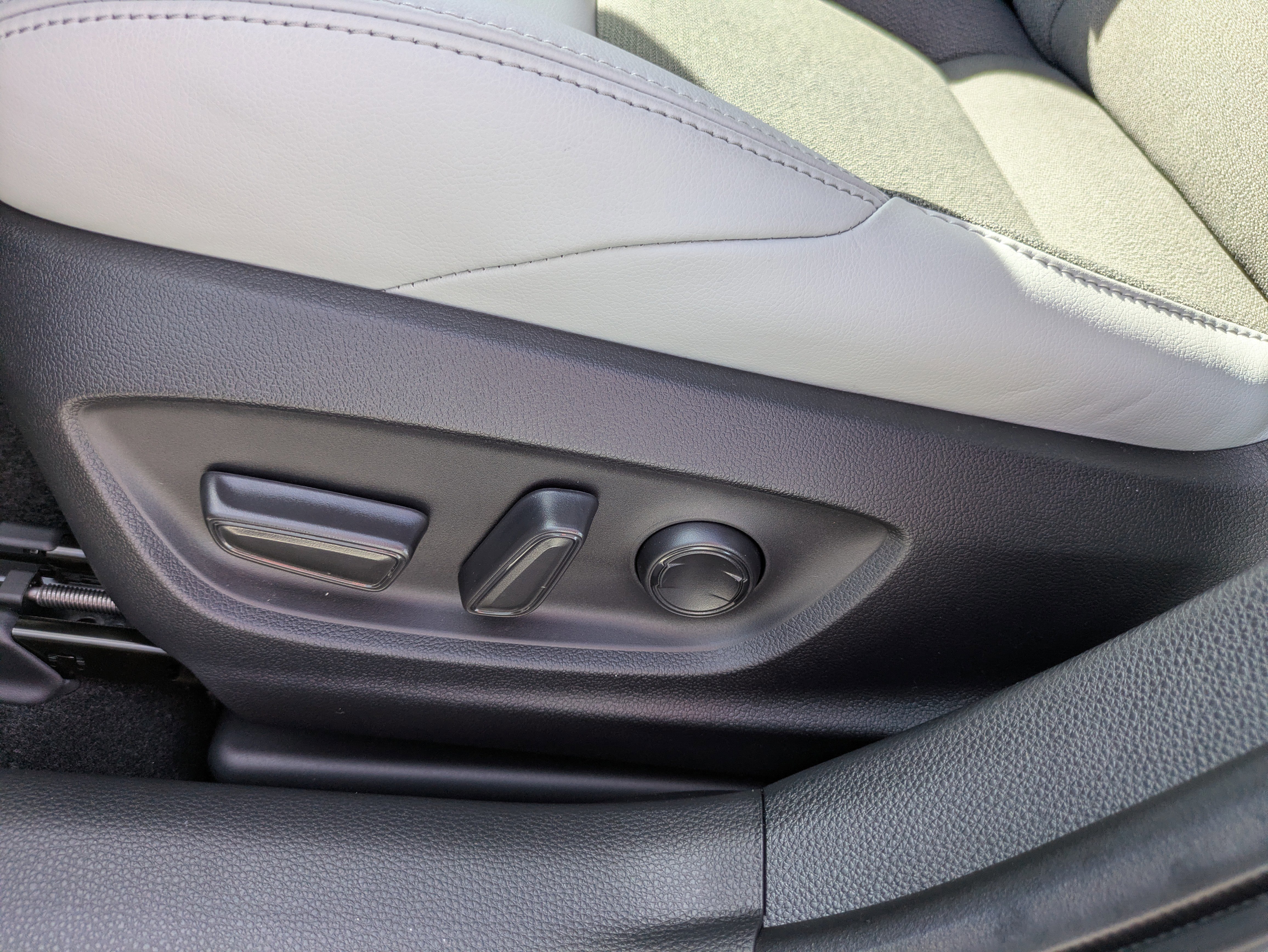 New 2026 Toyota Corolla XSE image 12