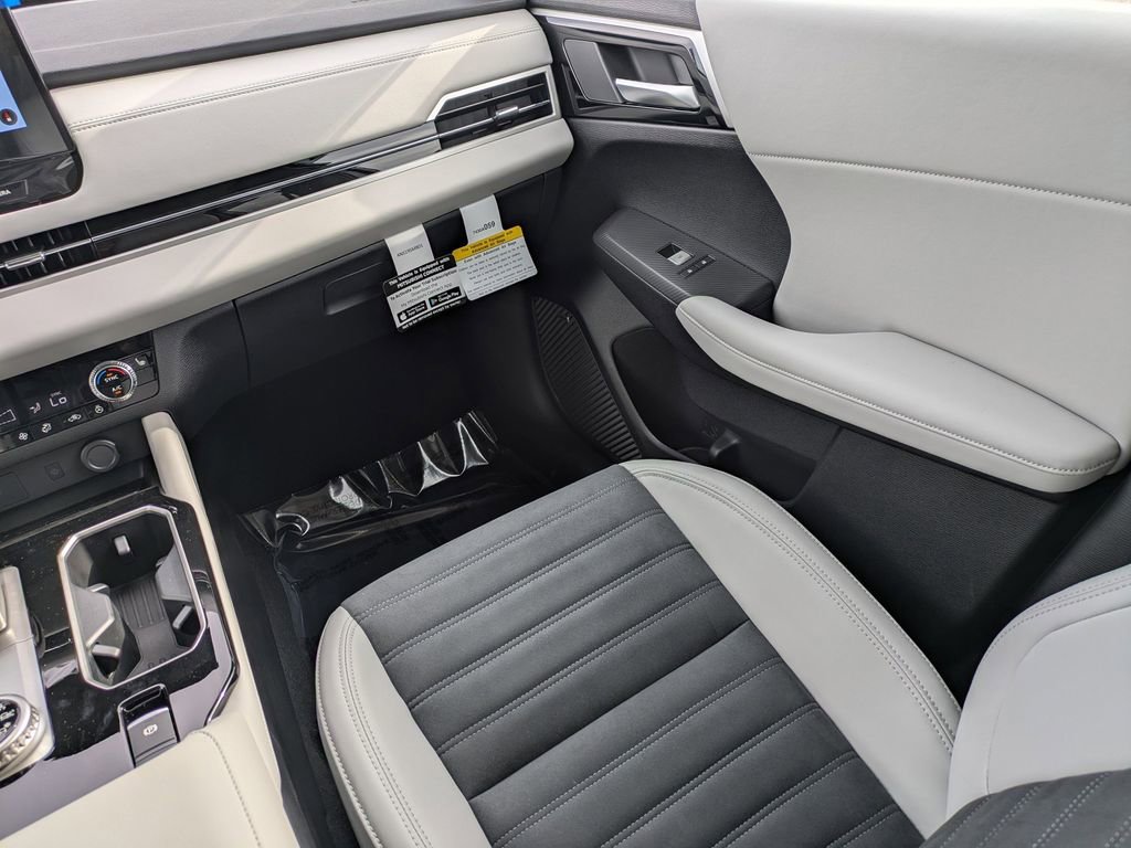 New 2026 Mitsubishi Outlander SE FWD image 18