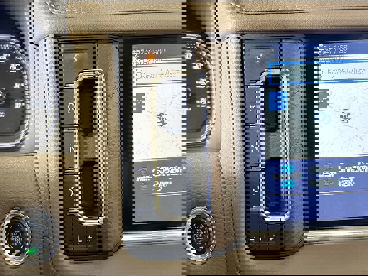 Used 2021 GMC Yukon Denali w/ Denali Premium Package image 20