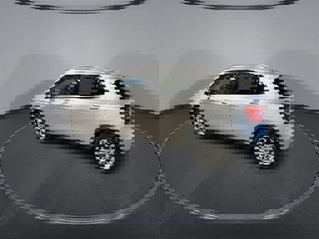 Used 2019 Mercedes-Benz GLA 250 4MATIC image 6