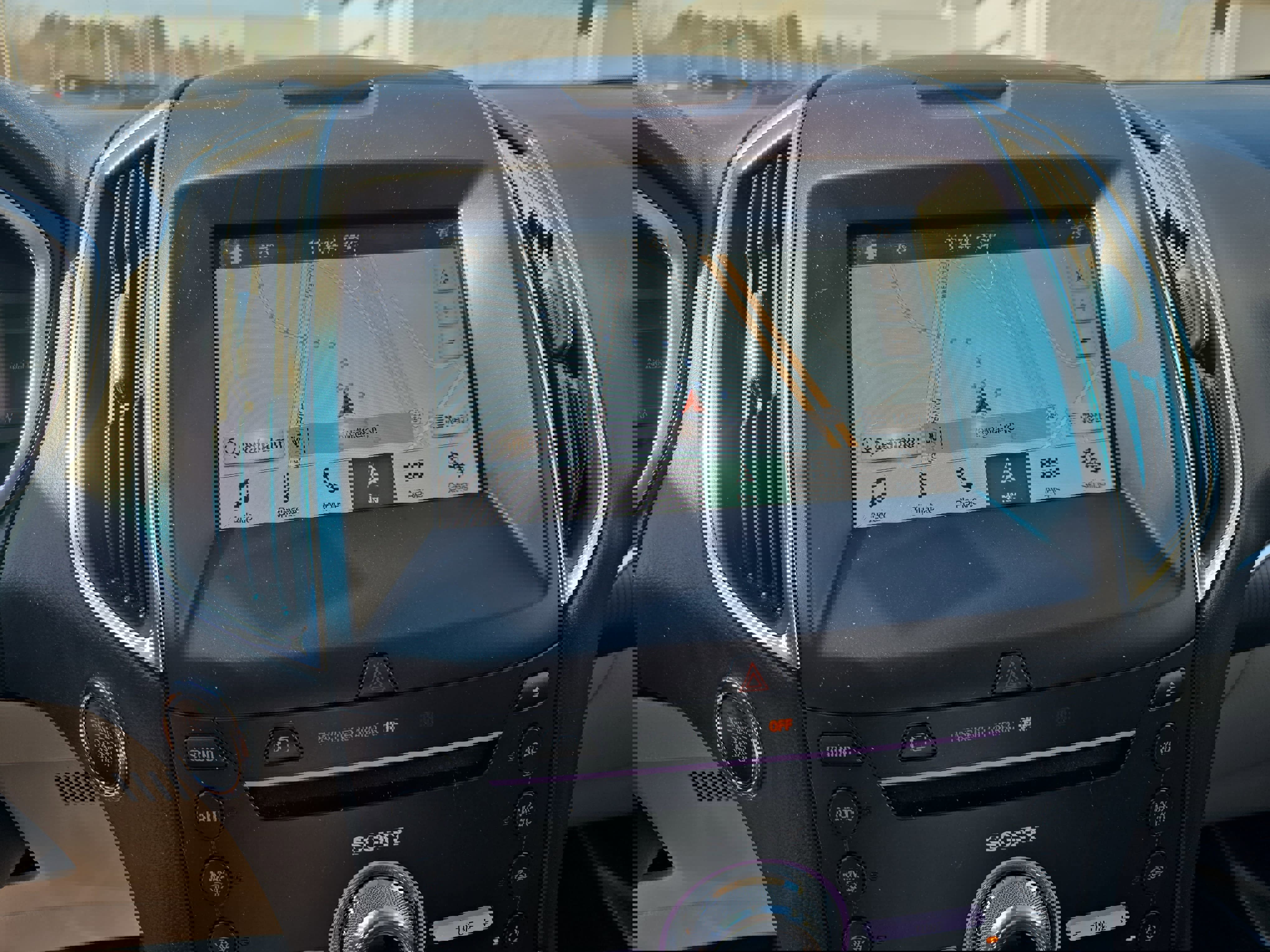 Used 2018 Ford Edge Titanium w/ Equipment Group 302A image 25