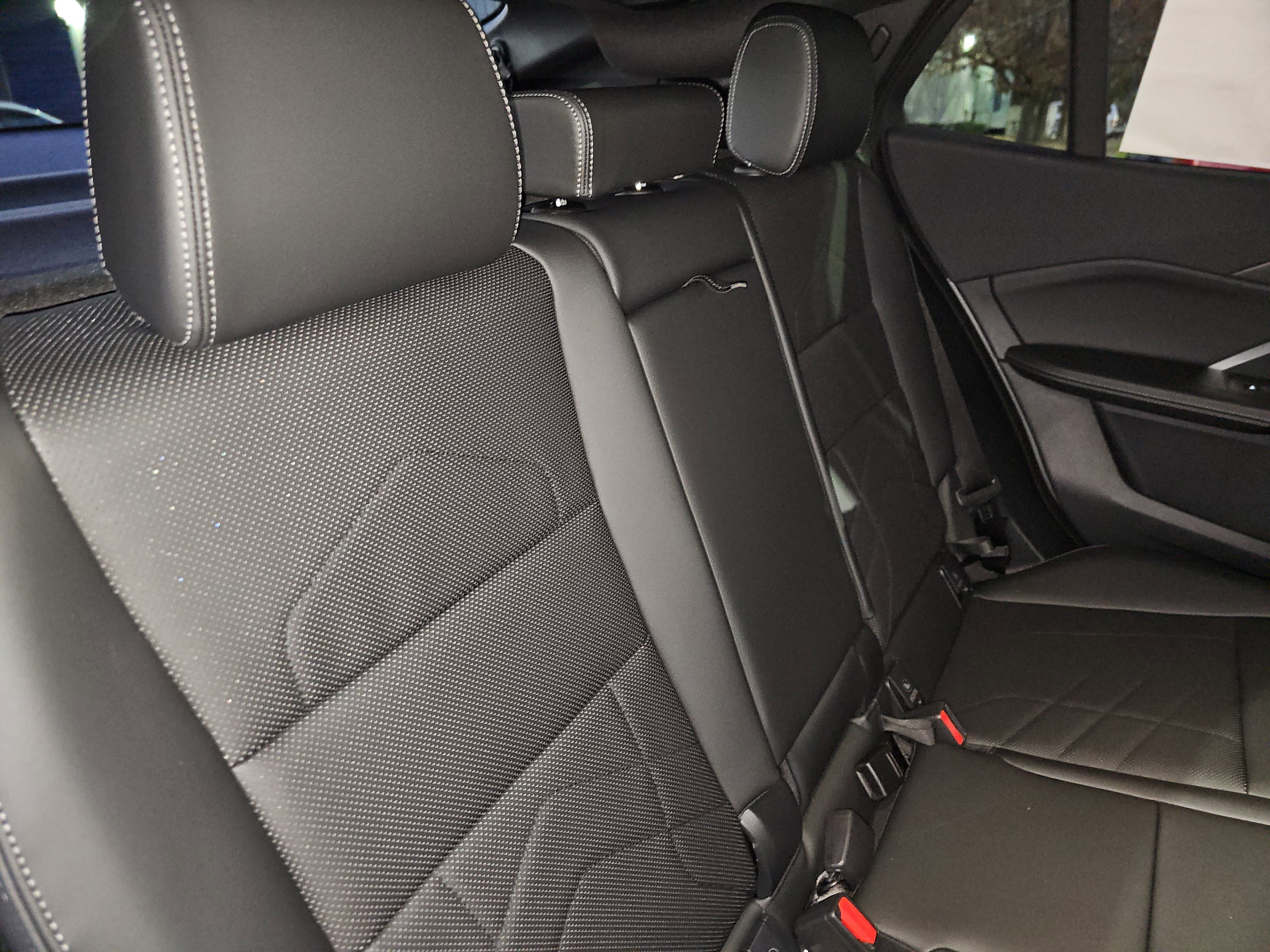 New 2026 BMW X2 xDrive28i w/ Technology Package image 12