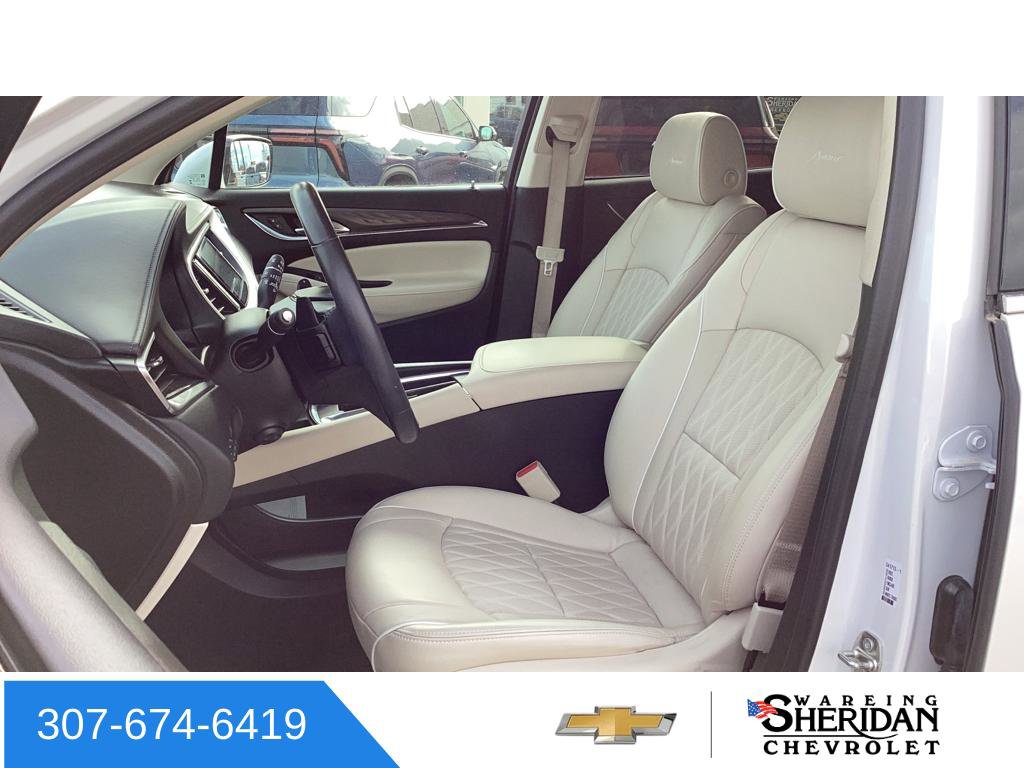 Used 2023 Buick Enclave Avenir w/ Avenir Technology Package image 27