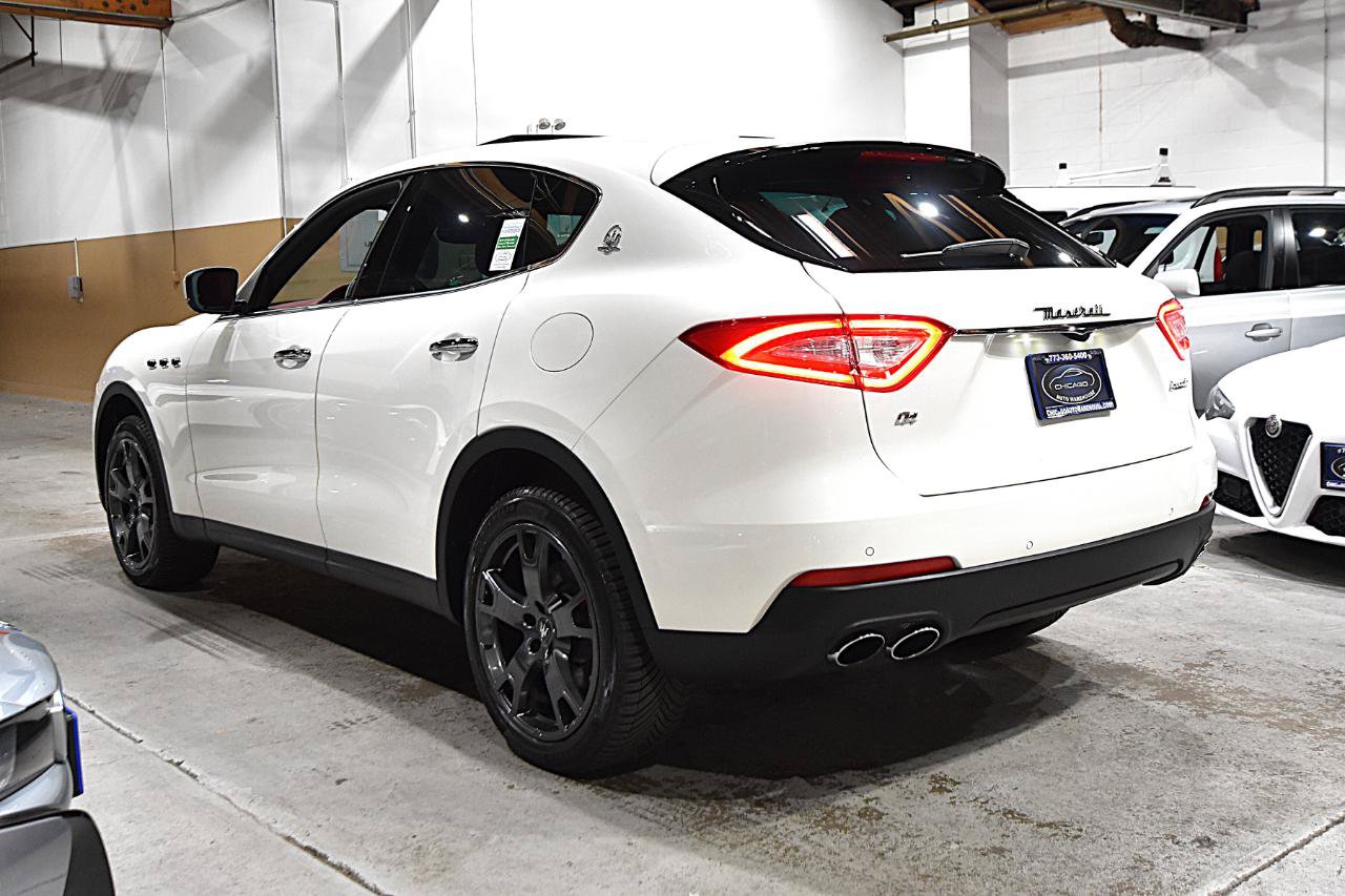 Used 2018 Maserati Levante AWD/4WD image 10
