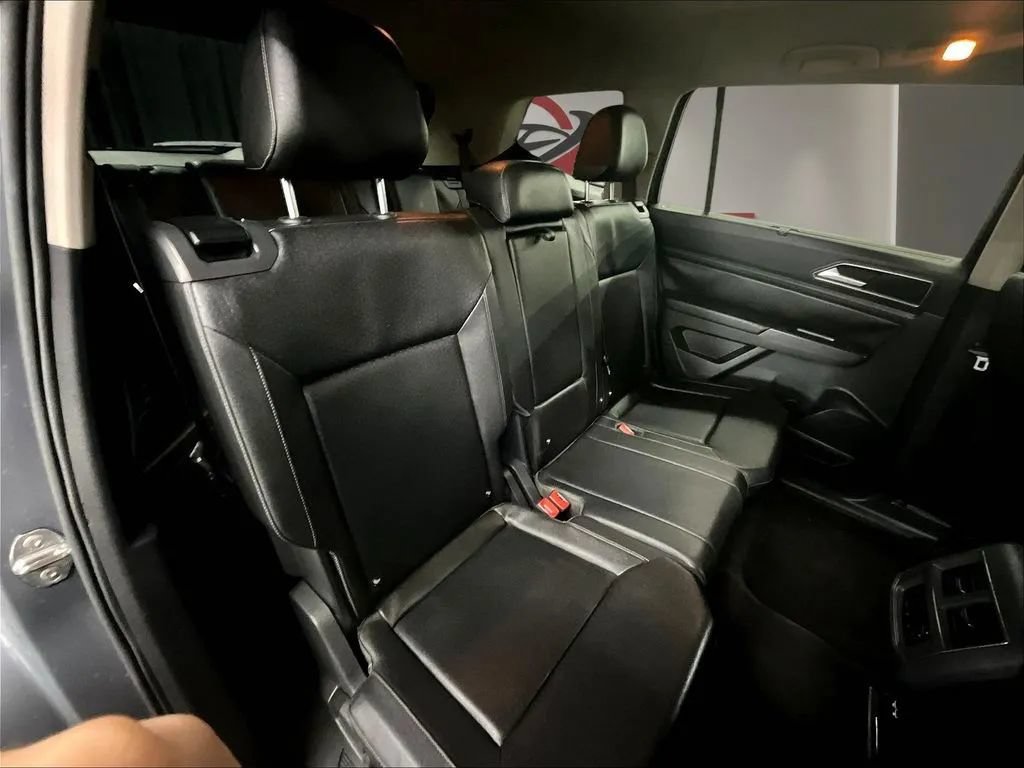 Used 2018 Volkswagen Atlas SEL FWD image 23