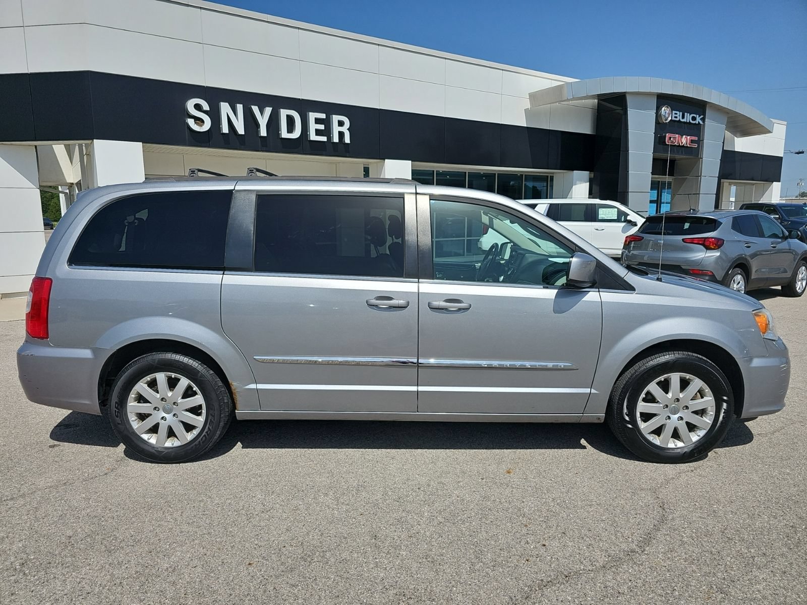 Used 2014 Chrysler Town & Country Touring