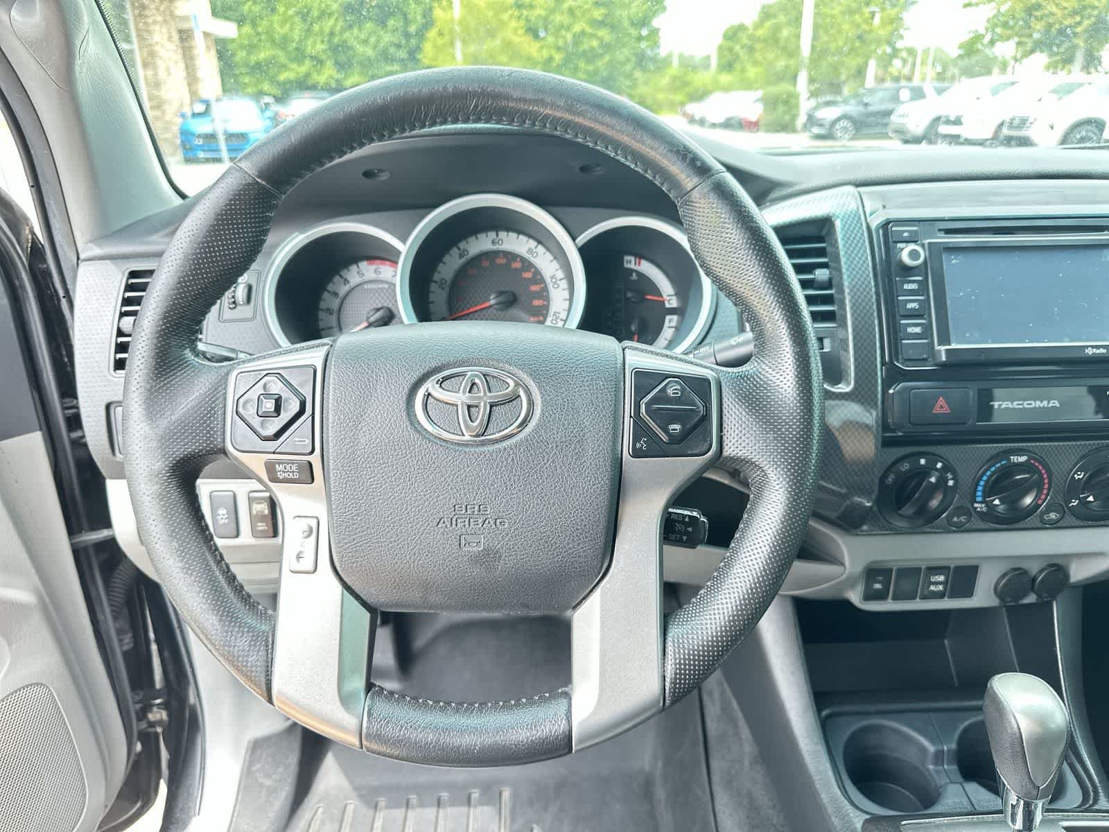 Used 2015 Toyota Tacoma PreRunner w/ SR5 Package RWD image 17