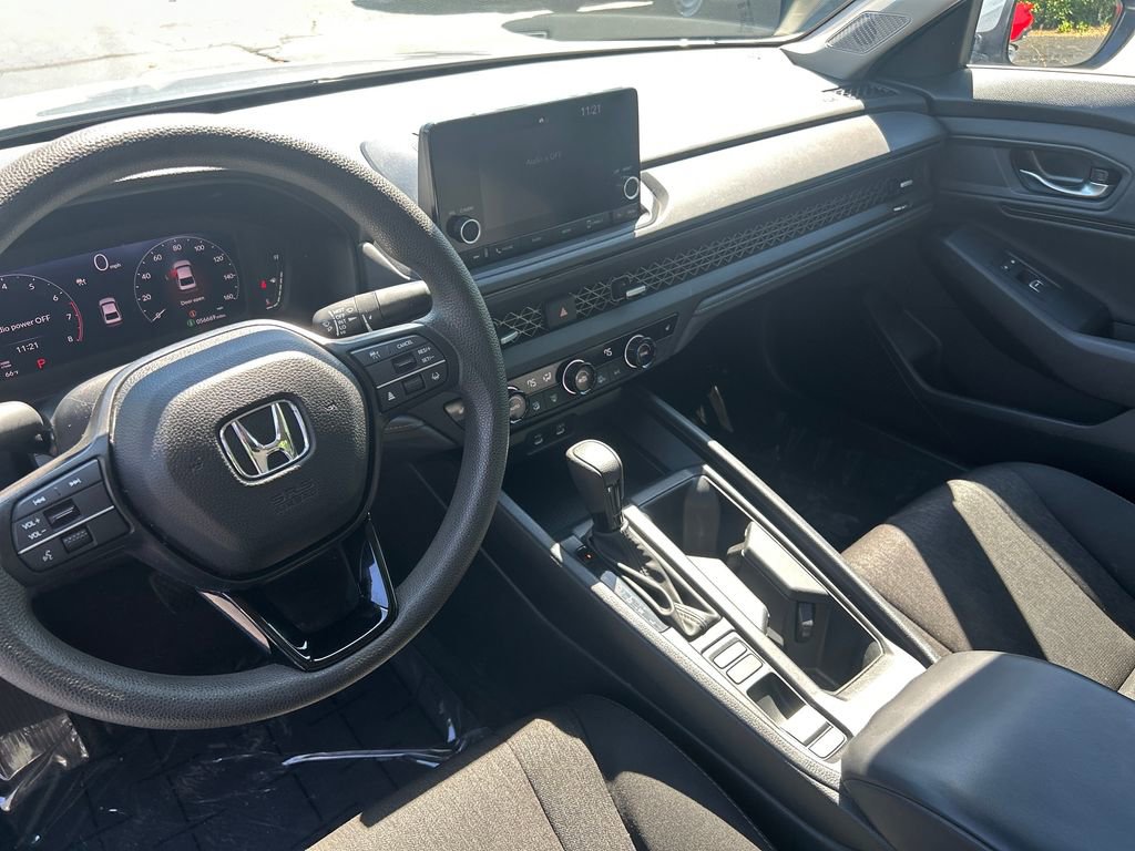 Used 2024 Honda Accord EX image 14