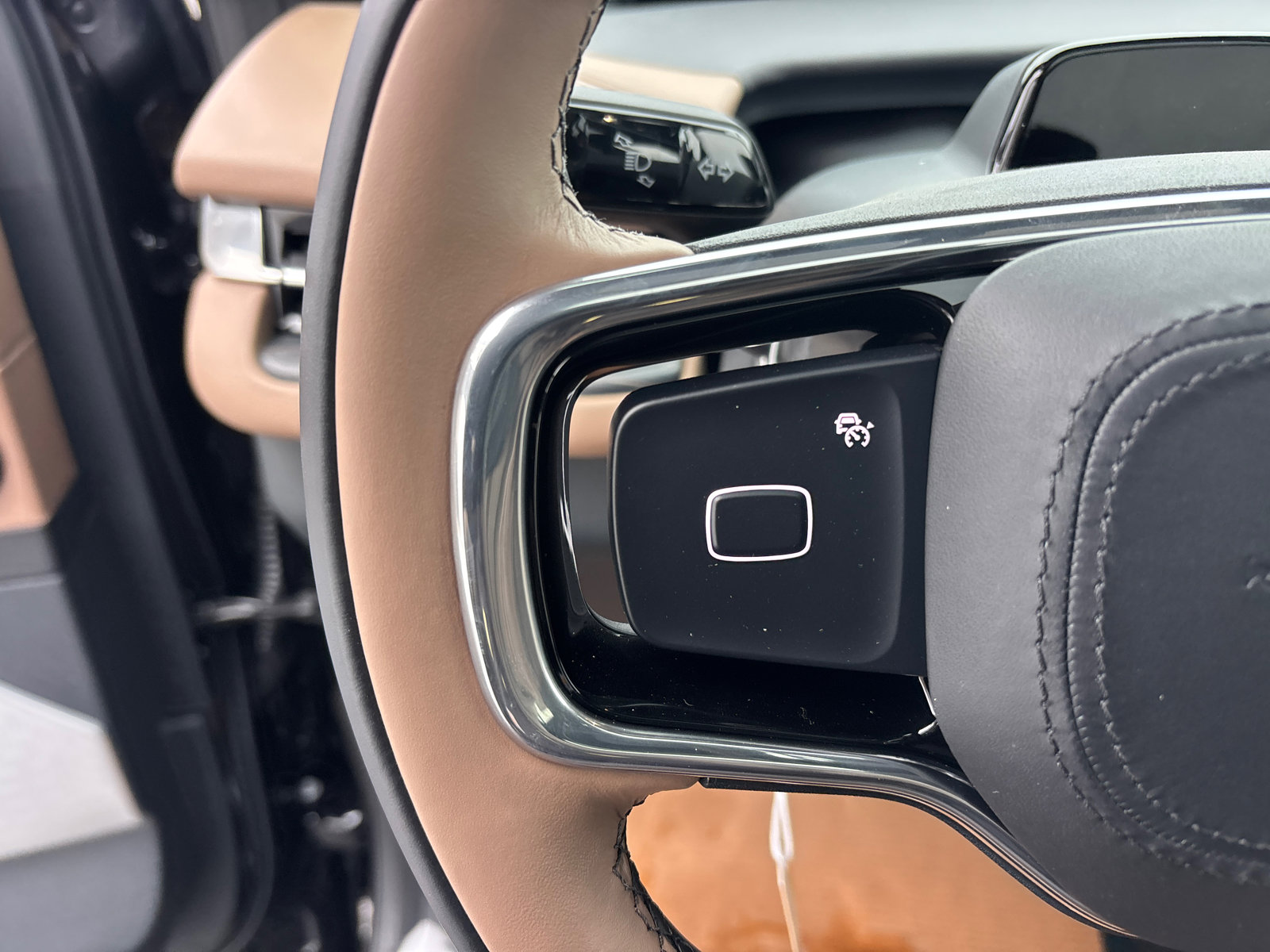 New 2025 Lincoln Navigator L Black Label image 16