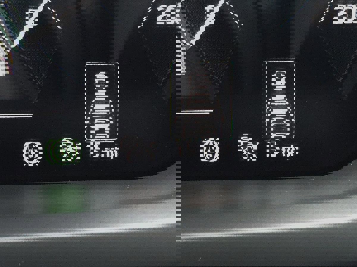 Used 2024 Audi e-tron GT Premium Plus w/ Performance Package image 32