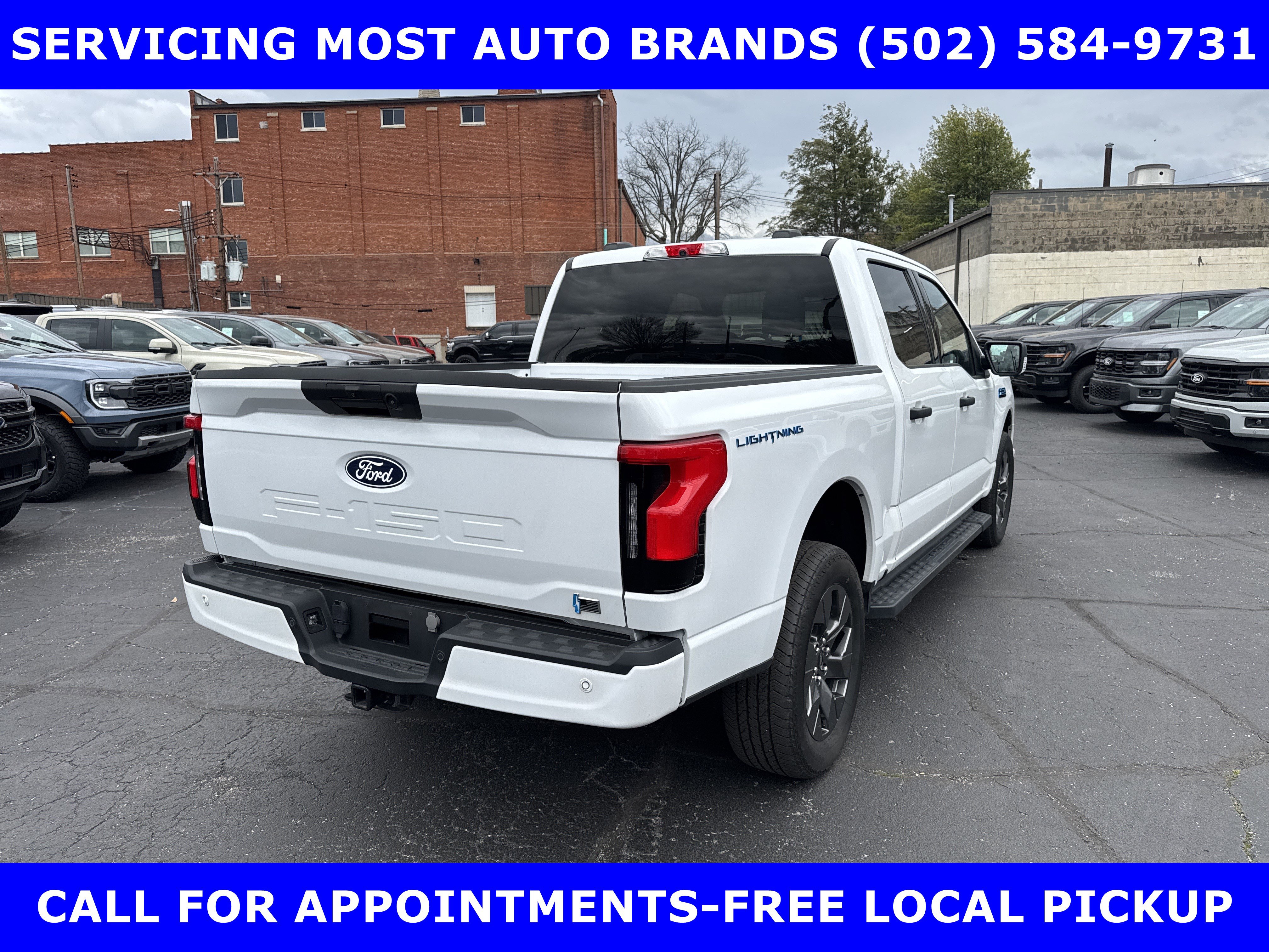 Used 2024 Ford F150 Lightning XLT AWD/4WD image 6