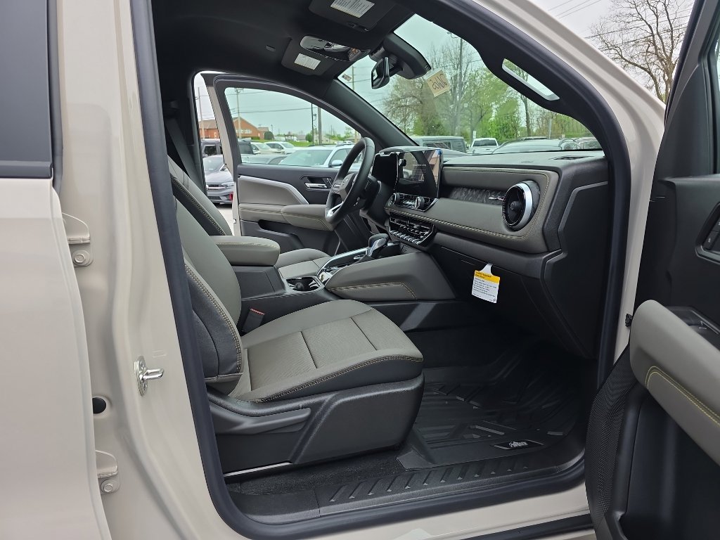 New 2026 Chevrolet Colorado ZR2 w/ ZR2 Bison Edition AWD/4WD image 11