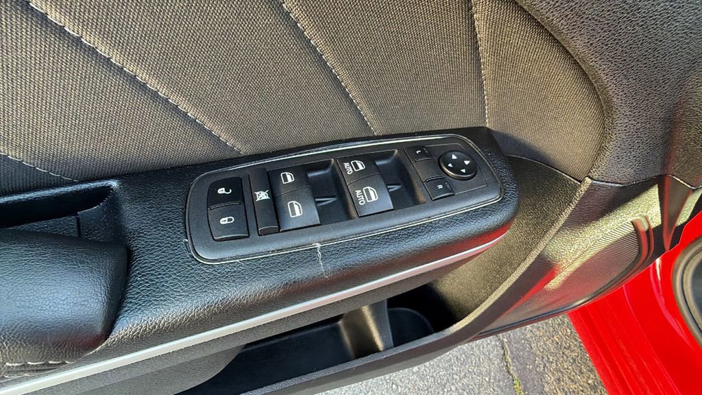 Used 2022 Dodge Charger SXT image 20