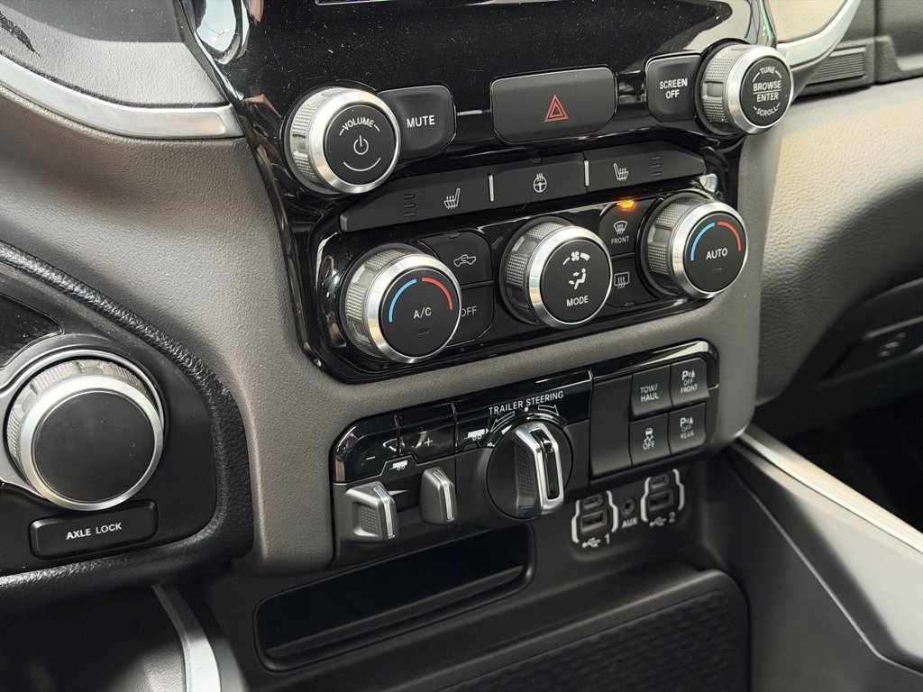 Used 2021 RAM 1500 Big Horn image 13