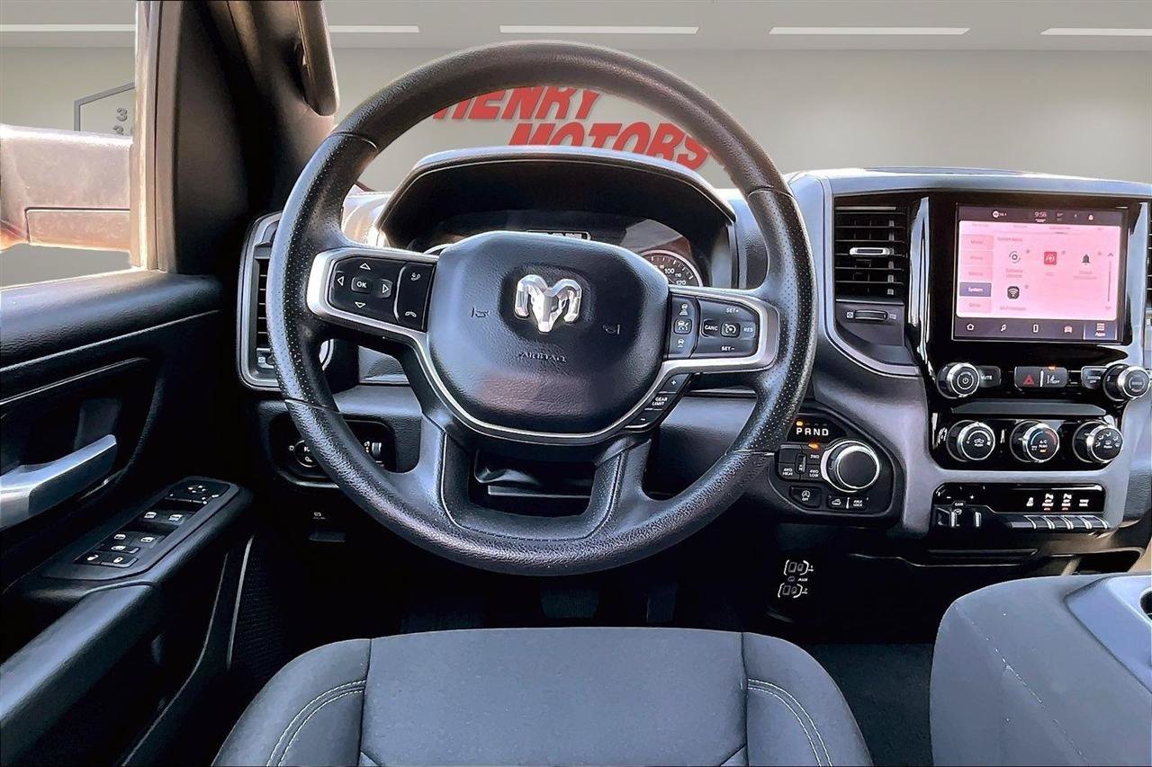 Used 2025 RAM 1500 Warlock AWD/4WD image 8