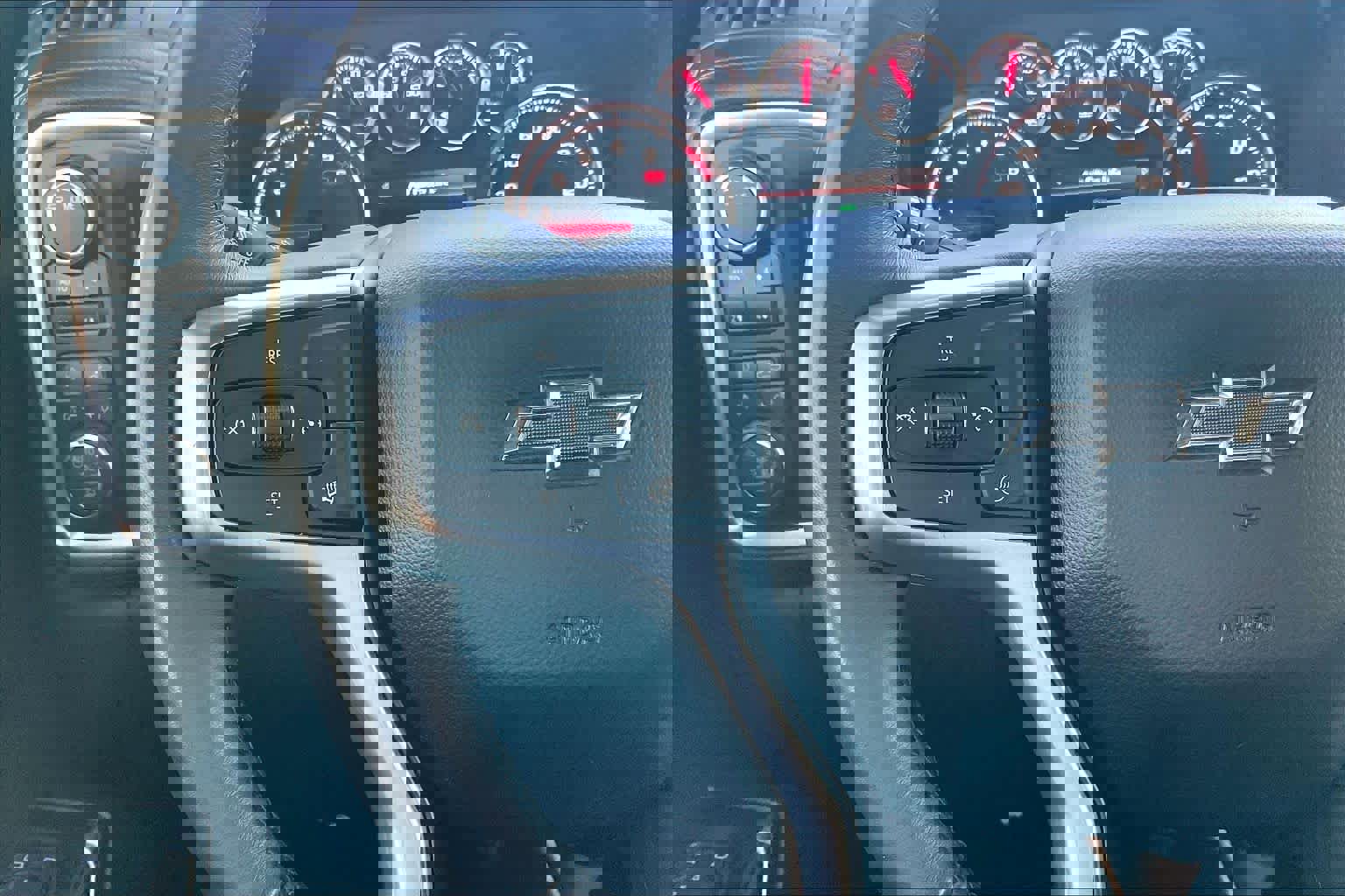 Used 2022 Chevrolet Silverado 1500 LT Trail Boss w/ Safety Package image 19