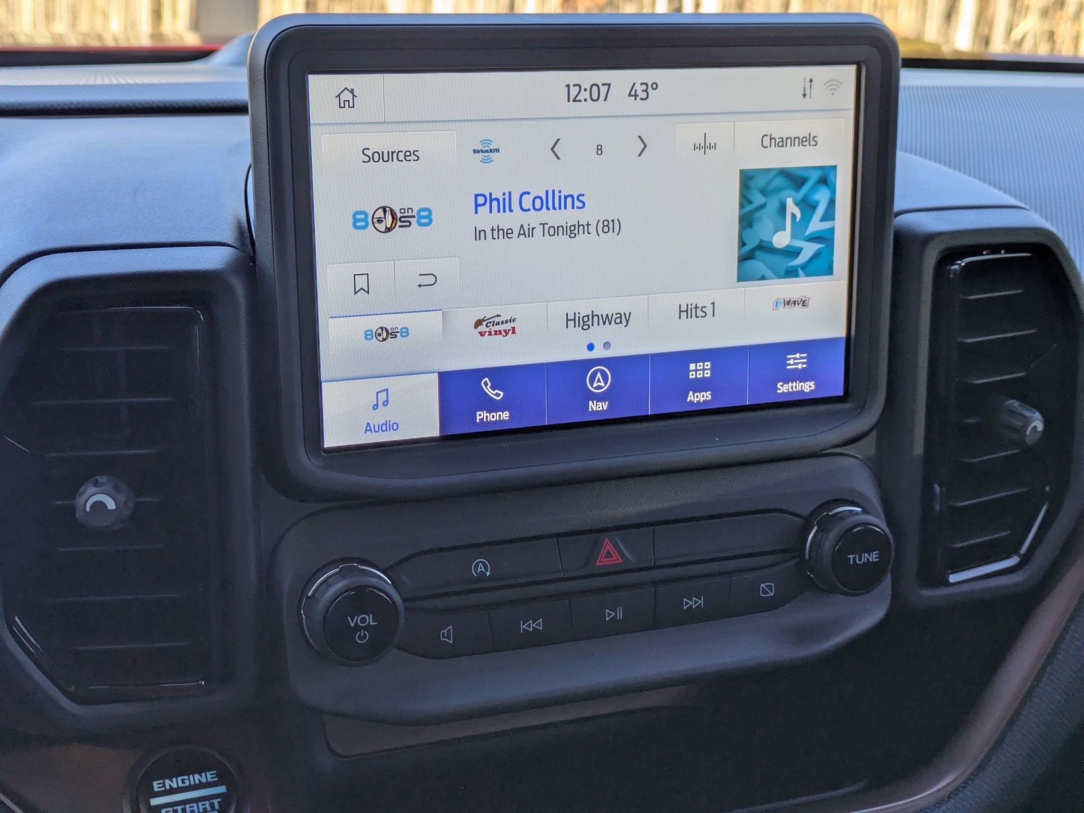 Certified 2024 Ford Bronco Sport Outer Banks w/ Tech Package image 21