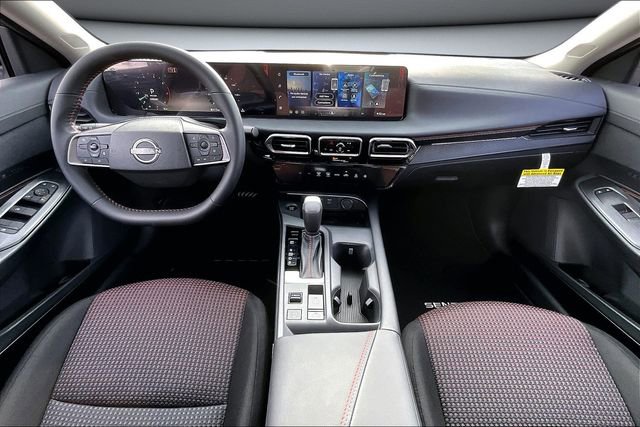 New 2026 Nissan Sentra SR w/ Floor Mat Package image 5